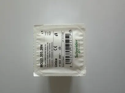 Unica - Přepínač střídavý s orientační kontrolkou, řazení 6S