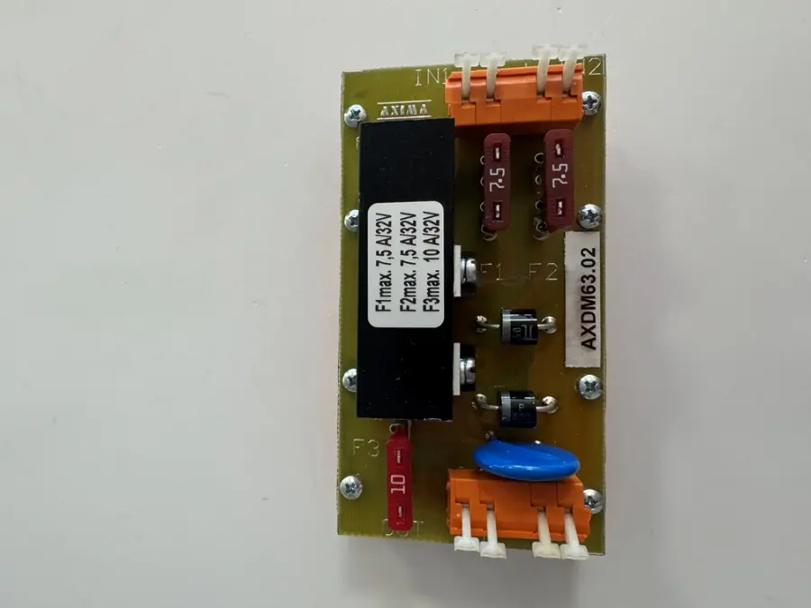 Diodový modul AXDM63.02 pojistky 7,5A-7,5A//10A 32VDC