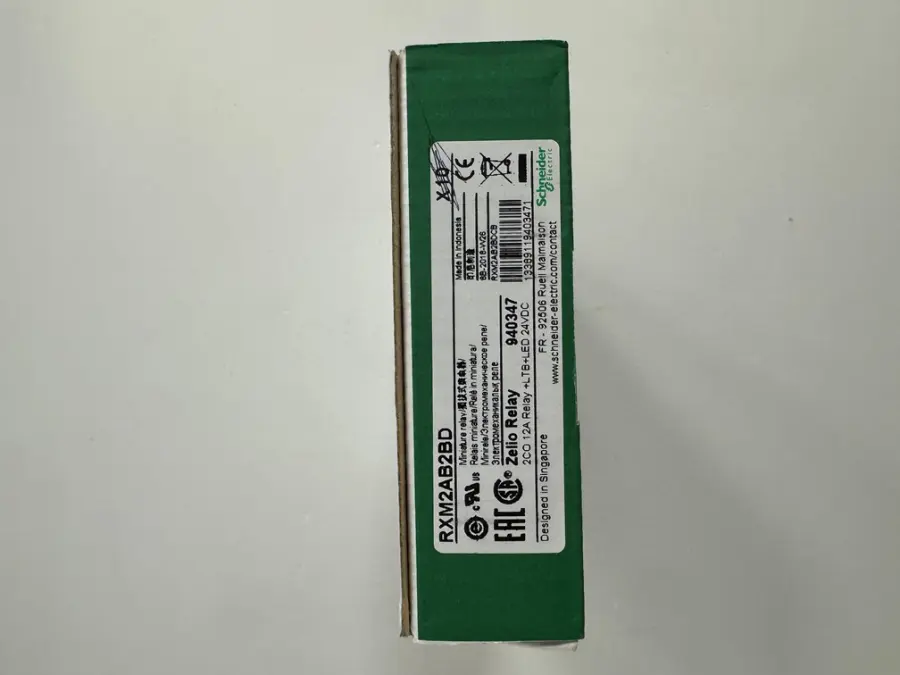Miniaturní 2P, 12 A, 24 V DC s LED (obj.