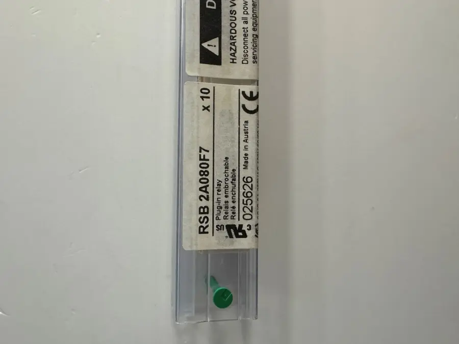 Relé pro rozhraní 2P/ 8 A, 120 V st  (ob
